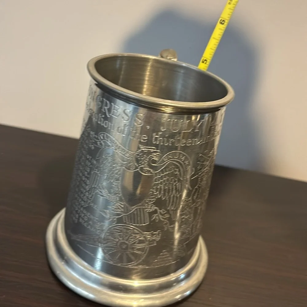 Declaration of Independence glass bottom pewter tankard with pistol hand…
